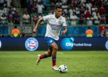 Atacante Ruan Pablo, joia do Bahia e do Grupo City, em ação na Arena Fonte Nova.