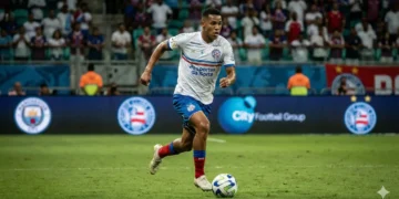 Atacante Ruan Pablo, joia do Bahia e do Grupo City, em ação na Arena Fonte Nova.